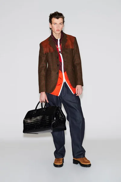 Look 36